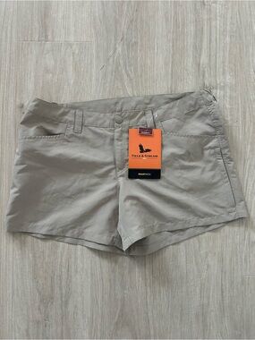 Field & Stream Light Khaki Women's Outdoor Shorts